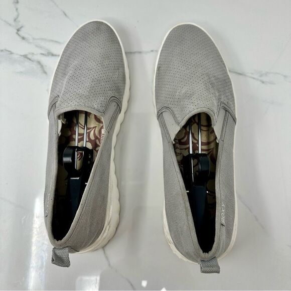 Roxy Slip-on Sneakers- Size 11 - Picture 13 of 13